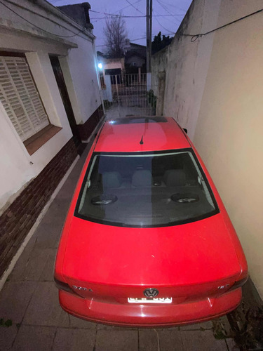 Imagen 4 de 11 de Volkswagen Bora 1.8 Turbo