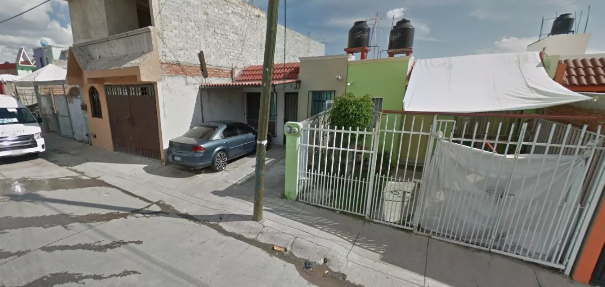 Casa En Remate Bancario En Mirador Del Valle , Lomas Del Mirador, Leon , Guanajuato -gic