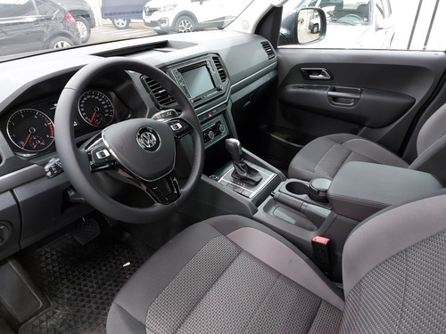 Imagen 22 de 25 de Volkswagen Amarok 2.0 Cd Tdi 180cv Comfort 4x2 Mos