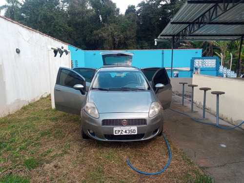 Imagem 6 de 10 de Fiat Punto 2010 1.4 Elx Flex 5p