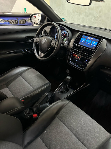 Toyota Yaris 1.5 16V FLEX XS CONNECT MULTIDRIVE
