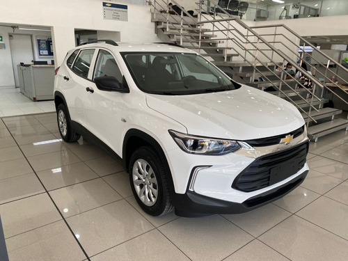 Imagen 7 de 16 de Chevrolet Tracker Turbo Ls Mecánica 2023 - Entrega Inmediata