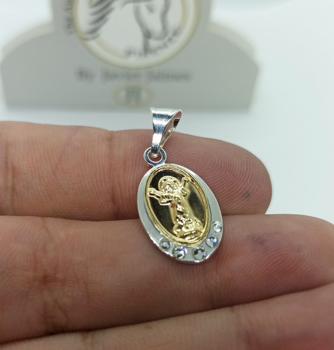 Medalla Divino Niño En Plata 925 Y Oro De 21mm De Alta