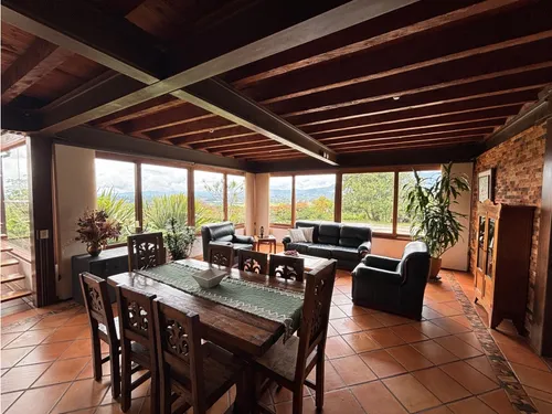 Finca Para La Venta En Ubicación Muy Privilegiada.