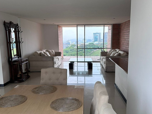 Apartamento En Arriendo Ubicado En El Poblado Sector Los Balsos (24144).