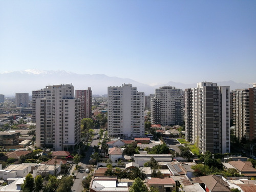 Hermoso Depto. Segunda Avda.-metro Departamental (c/estac.)