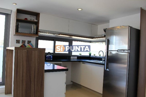 Imagen 5 de 25 de Apartamento En Alquiler Playa Brava