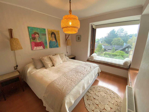 Vendo Amplio Departamento Duplex Pucon (90988)