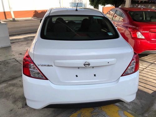 Imagen 6 de 12 de Nissan Versa 2019 1.6 Drive Mt