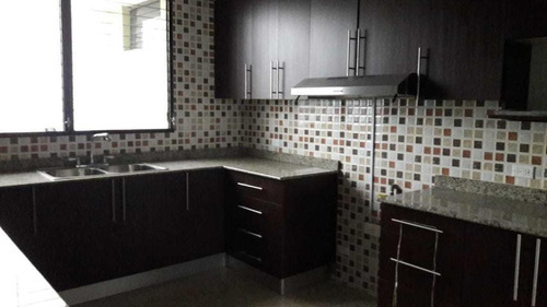 Imagen 7 de 14 de Venta De Apartamento Espacioso En Marbella Tower 2 20-2956