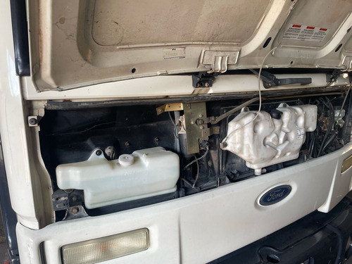 Ford Cargo 915