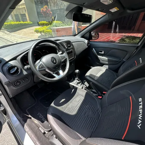 Renault Stepway 1.6 Intens Cvt