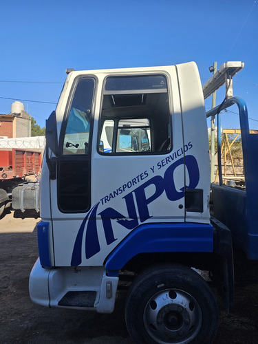 Ford Cargo 712 Modelo 2008 Con Plancha Camilla De Auxilio