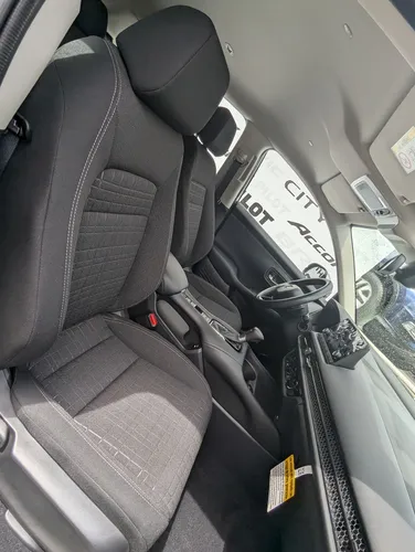 Honda HR-V 2.0 Uniq At