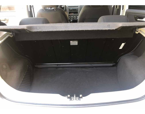 Volkswagen Fox 2014 1.6 Vht Total Flex 5p