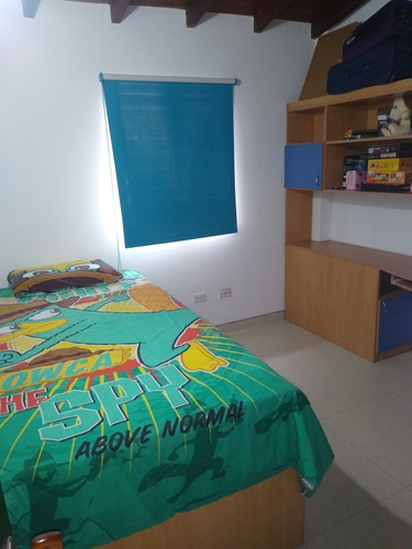 Imagen 10 de 14 de Townhouse Jorge Coll @inversionesdalroc.ca +584168954884