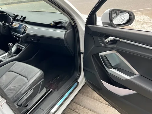 Audi Q3 Ambition