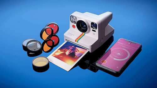 Câmera instantânea branca Polaroid Originals NOW+