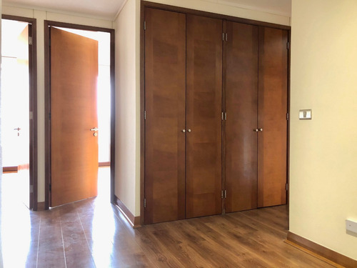 Venta Cómodo Casi Nuevo_bien Ubicado_zona Tranquila