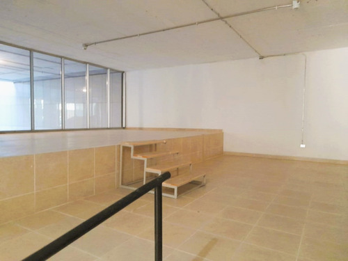 Locales Planta Libre 1050 Mt2 - San Martin.