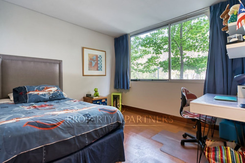 Amplio Y Acogedor Departamento Duplex Con Gran Vis...