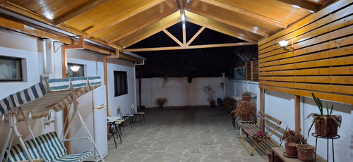 Casa En Los Andes, 4 Dormitorios, 1 Baño