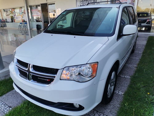 Imagen 1 de 14 de Dodge Caravan Stx Color Blanco 2017 At