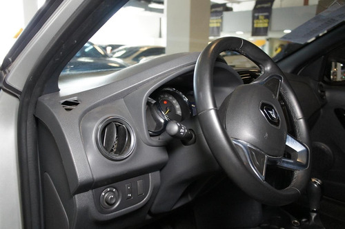 Imagen 13 de 18 de Renault Logan Intens Tp 1600cc 16v Aa 4ab Abs Tc