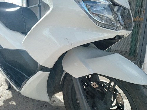 Scooter Honda Pcx 150 Usado Excelente Estado Mod 2017