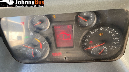 Ônibus Comil Versatile 2013 Johnnybus