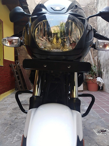 Bajaj Rouser 180