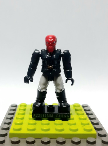 Mega Bloks Minifigura Marvel Red Skull 