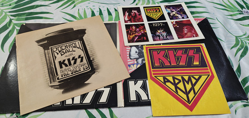 Kiss - The Originals 3lp Usa 1ra Edic Completo Libro Y Demas Usa 1ra Edicion (Usado)