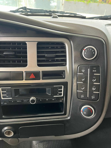 Hyundai HR 2.5 Hd Cab. Curta S/ Carroceria Tci 2p