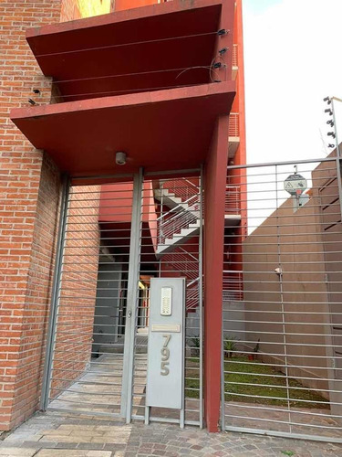 Venta- Depto 2 Ambientes Con Cochera Y Renta!