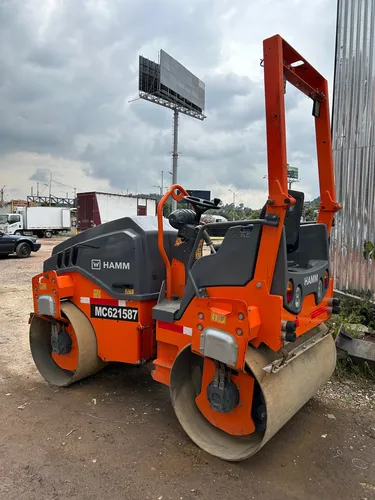Vibrocompactador Hamm Hv12 Año 2023