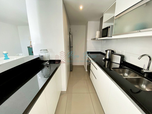 Imagen 3 de 12 de Piso Alto En Wind Tower Orientado A La Puesta Del Sol Precio Destacado!