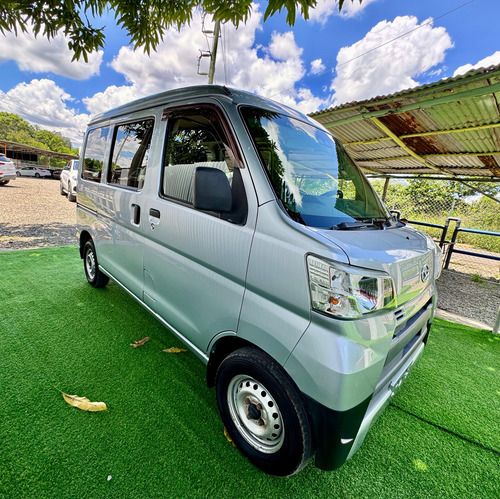2019 Dihatsu Hijet