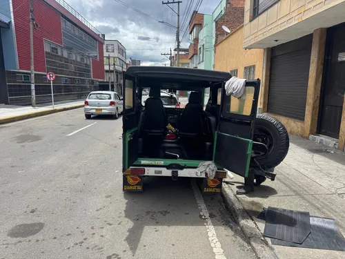 Daihatsu F20 1.6 F20 4X4