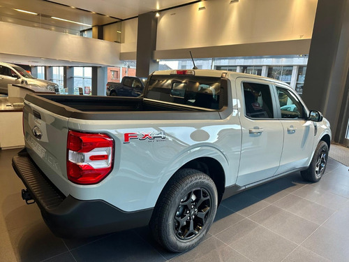 Ford Maverick Lariat Fx4