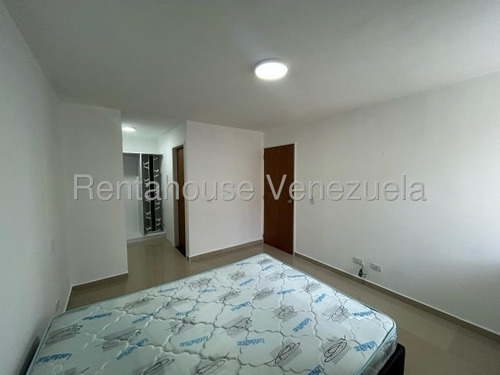 Norgelin Diaz Alquila Apartamento En El Este De Barquisimeto Con Planta Eléctrica Y Piscina Cod.25-17501