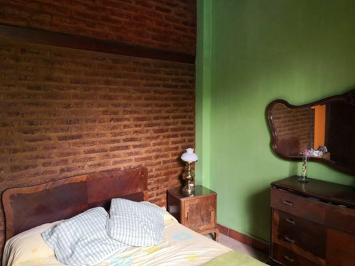 Imagen 13 de 29 de Casa Quinta De Tres Dormitorios, Dos Baños, Quincho, Dos Piletas Y Parque De 2086 M2