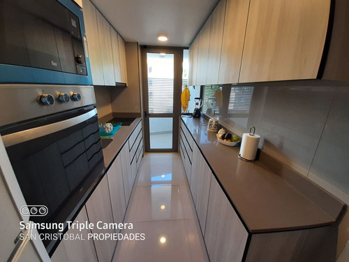Barrio Residencial, Metro Inés De Suárez, Edificio Exclusivo