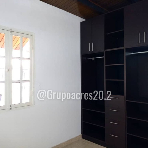 Imagen 11 de 11 de Se Vende Bello Town House En Llano Alto Carrizal. Kh