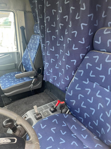 Iveco Cursor 330