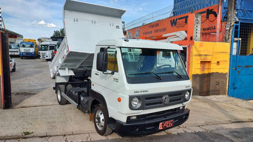 Volkswagen 10-160 Modelo 2014 Com Caçamba