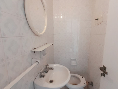 Nuñez- Confortable Departamento De 3 Ambientes Con Balcón Aterrazado