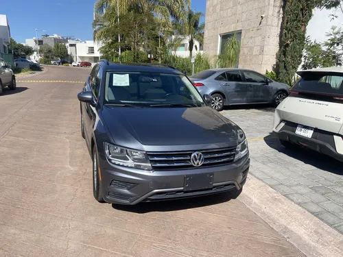 Volkswagen Tiguan 2.0 Highline At