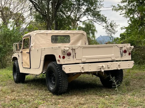 Hummer H1 Pick Up