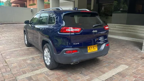Jeep Cherokee 3.2 Longitude Plus